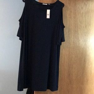 Off the shoulder dress in navy